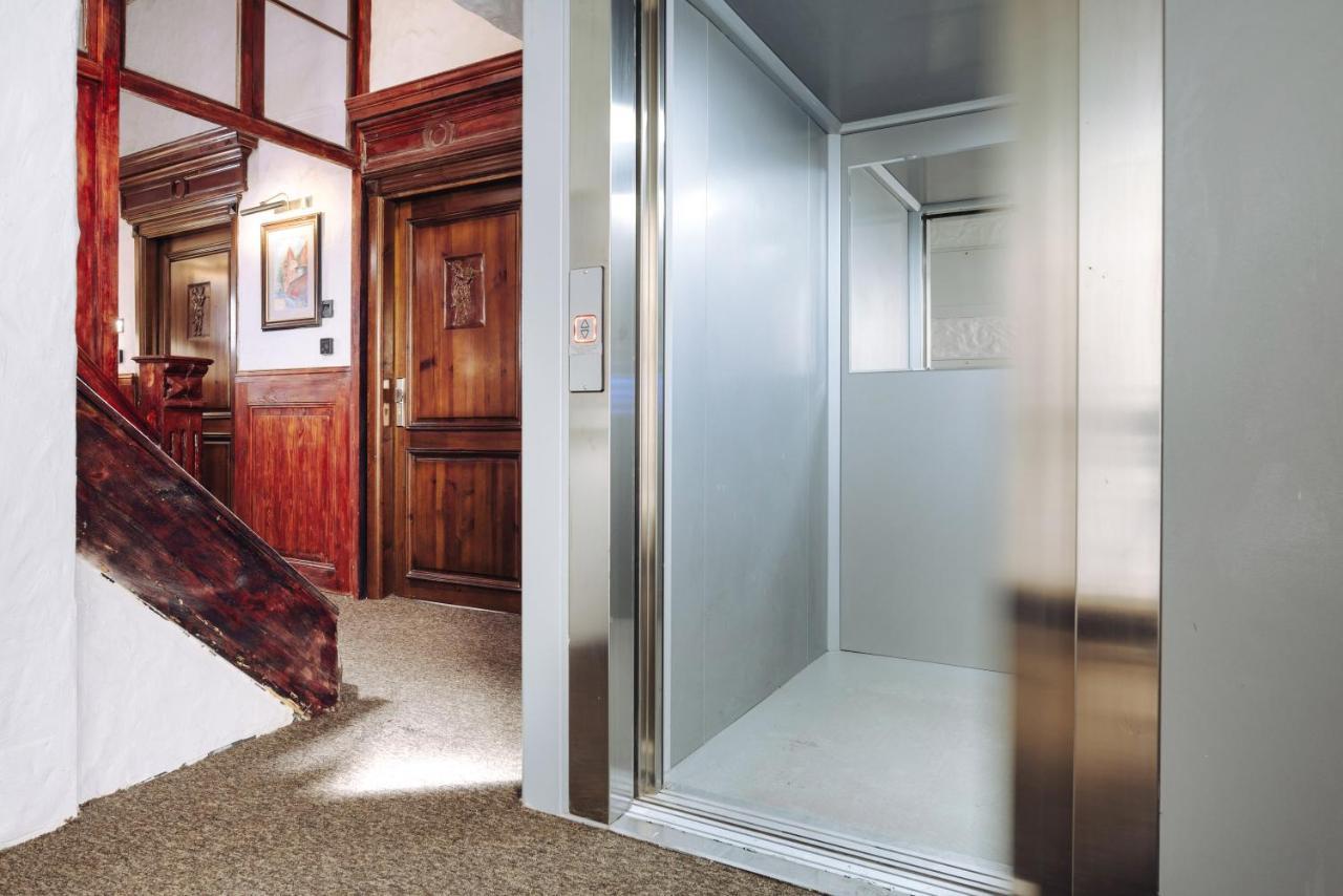 Hotel Legenda Torun Bagian luar foto