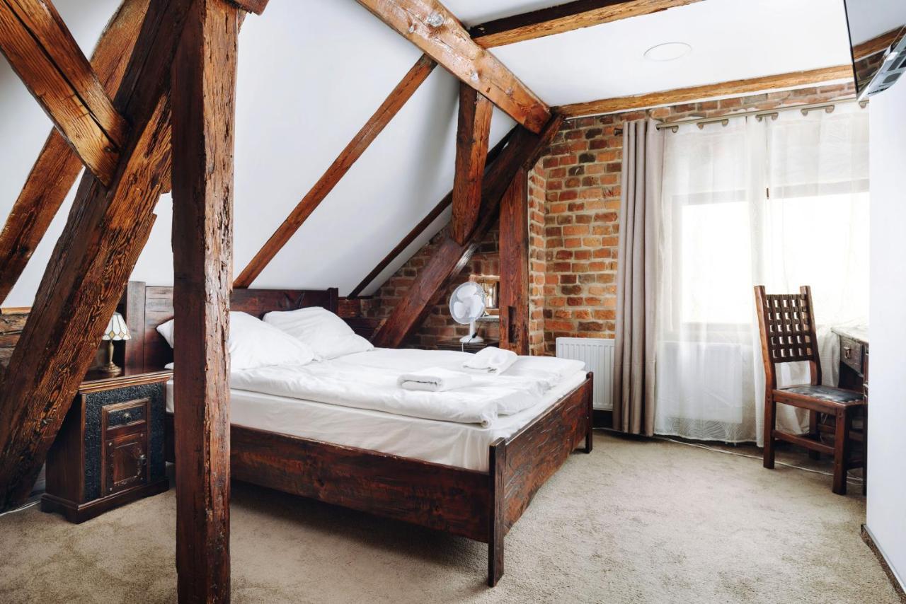 Hotel Legenda Torun Bagian luar foto
