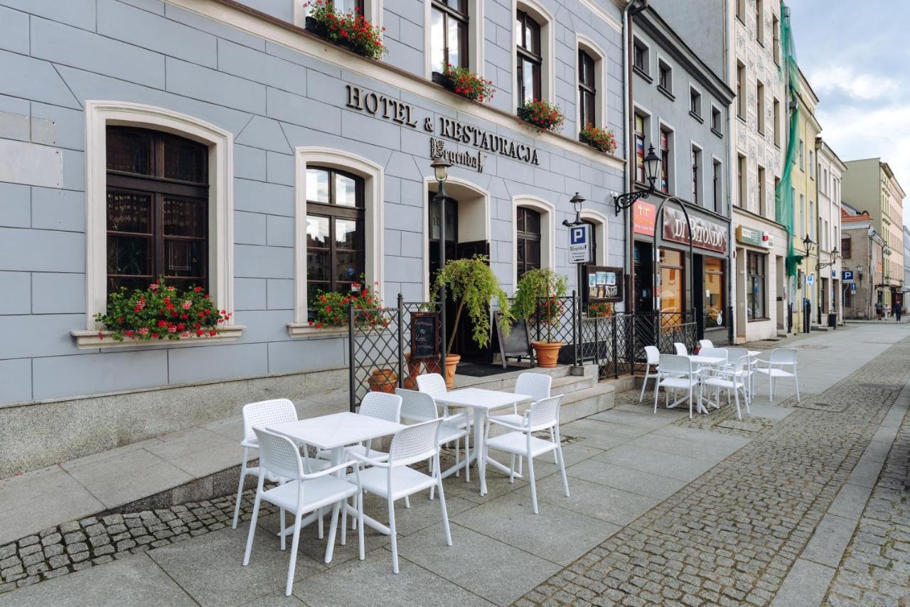 Hotel Legenda Torun Bagian luar foto